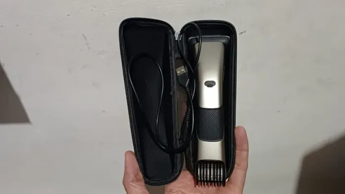 Barbeador Philips Norelco Bodygroom 7000 Dupla Face Novíssimo com Case e Carregador