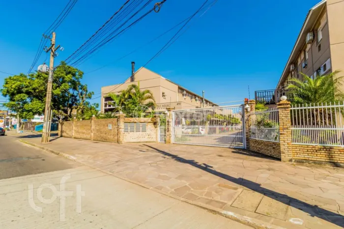 Casa à venda em Ipanema com 96 m², 3 quartos, 1 suíte, 1 vaga