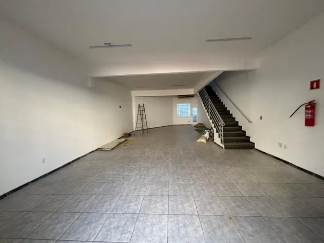 Loja para alugar, 180 m² por R$ 3.588,00/mês - Centro - Juiz de Fora/MG