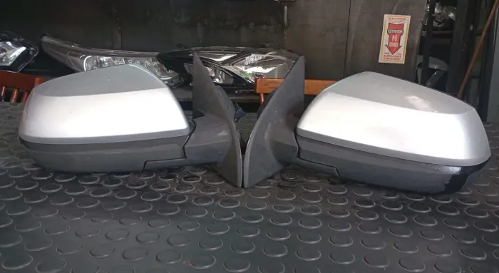 Par de retrovisor Chevrolet Cobalt 2012/2020 <br>Eletrico