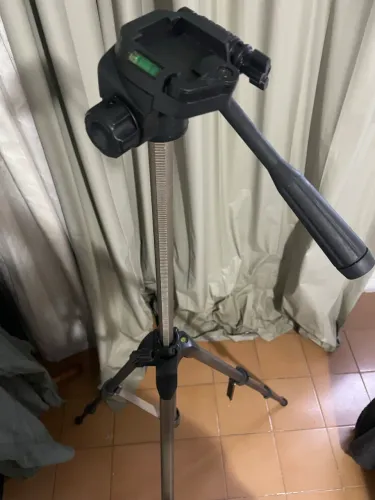 Vendo tripé de 1,50 m