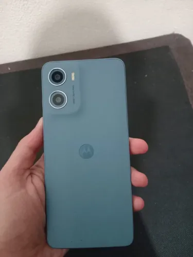 Celular Moto G05