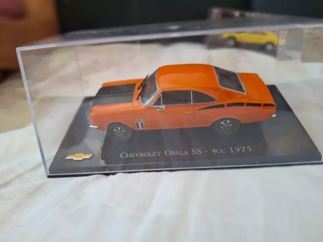 Miniatura opala ss 4cc 1975