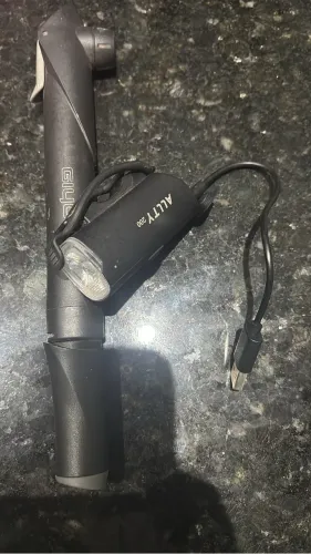 Bomba de Ar / Laterna