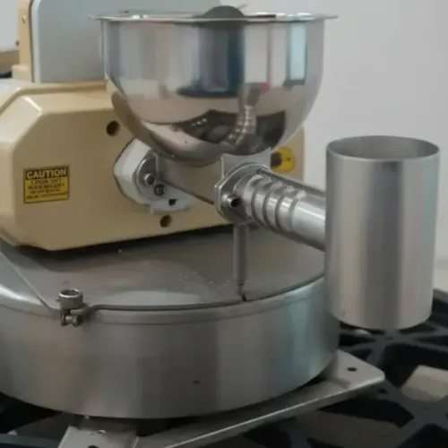 Mini Extrusora Coperion K-tron (Usado)