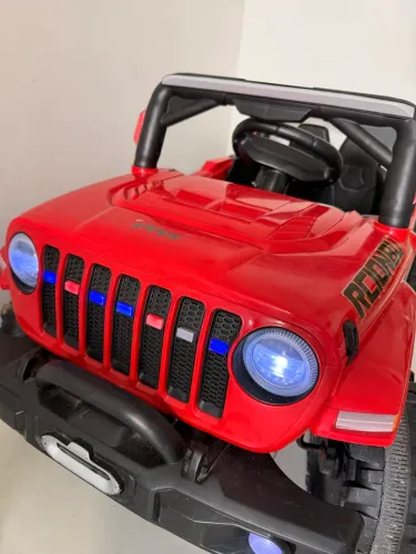 Carrinho elétrico de brinquedo 