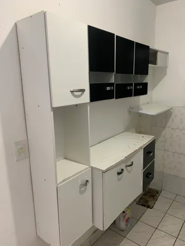 Armário de cozinha + cafeteira