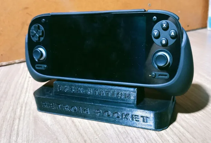 RETROID POCKET 5