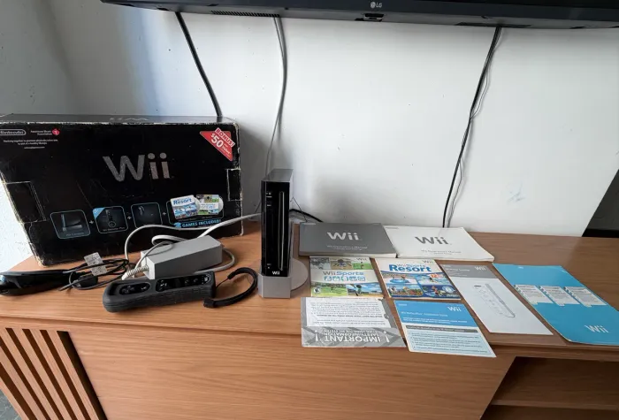 Nintendo Wii Black Edition + Serial Batendo Desbloqueado Completo