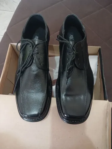 Sapatos social N 43 preto <br><br>Mais informações<br>Lidiane 24- *