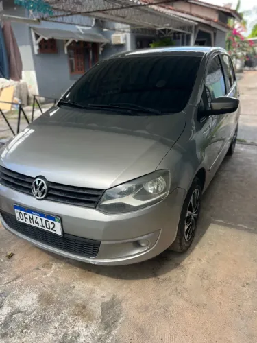 Volkswagen Fox 1.0 MI Total Flex 8V 5P 2012