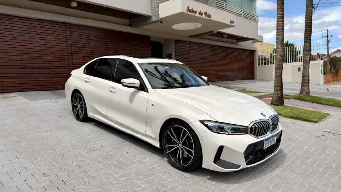 BMW 320I A 2.0 TB M Sport Activeflex 16V 4P 2023