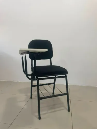 ? Cadeira Almofadada para Sala de Aula