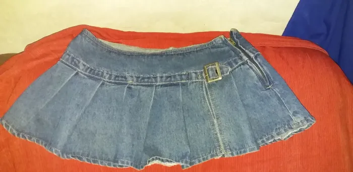 Mini-saia denim com prega