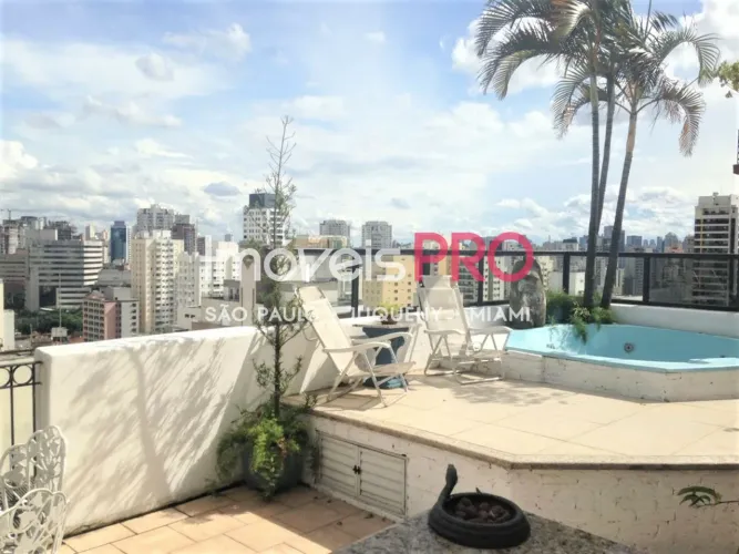 Cobertura Duplex 150m² para Venda ou Locação na Vila Olímpia