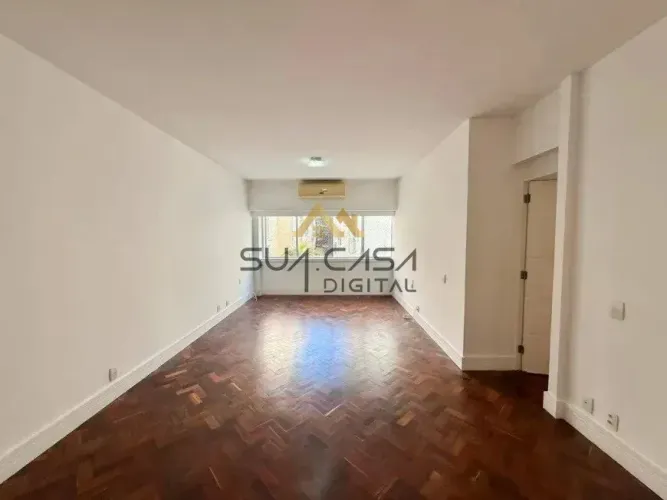 Apartamento para modernizar à venda no Leblon REF: AP0365
