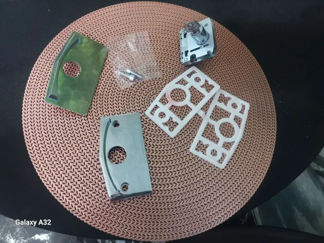 Fechadura de porta blindex