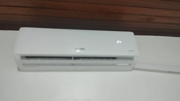Vendo Ar-Condicionado Agratto Inverter 18.000 BTUs