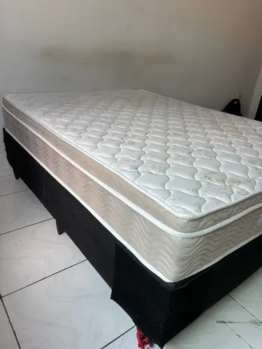 Cama de casal - BOX