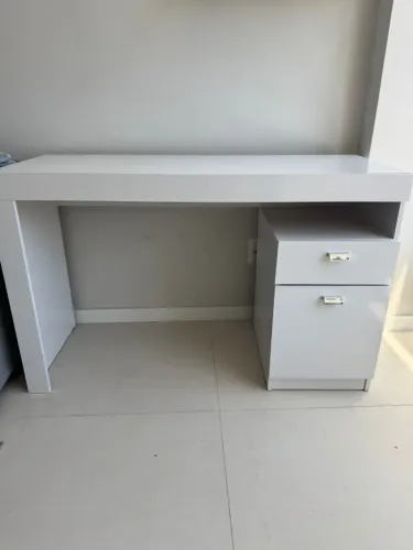 Escrivaninha Off White