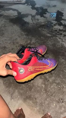 Futsal vermelho CR7 Nike 