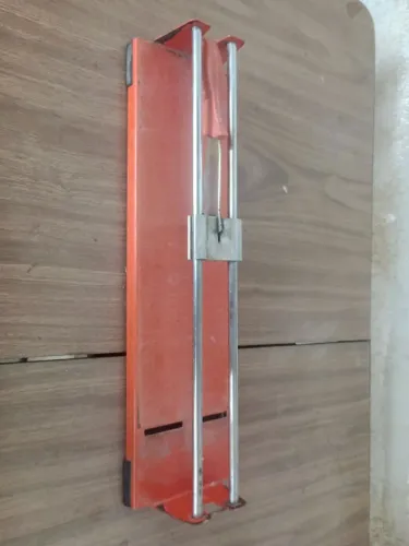 Cortador de piso manual