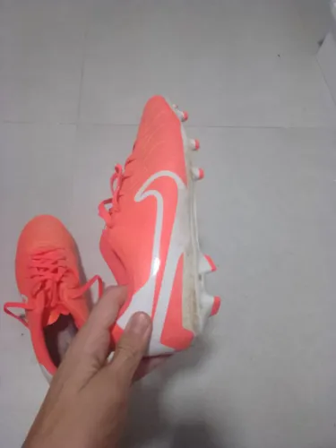 Chuteira NIKE TIEMPO CAMPO - TAM 41, Usada 1 vez ( LEIA DESCRIÇÃO )