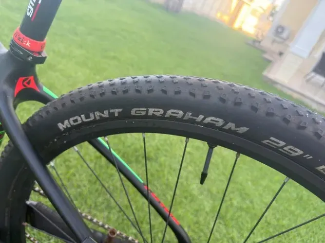 BIKE CARBONO TAMANHO 15 LOTUS THOR