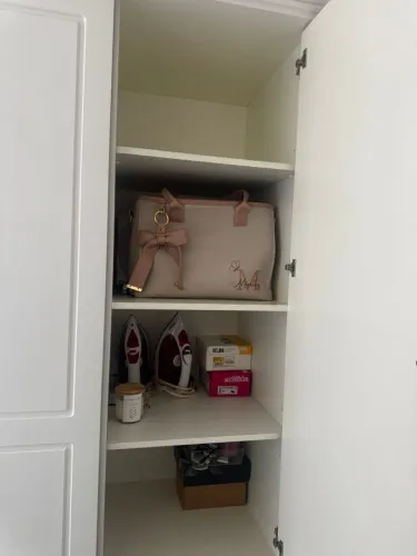 Guarda Roupa Madeira legítima