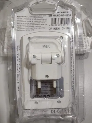 Vendo Kit carregador de pilhas AA, AAA e bateria 9 Volts