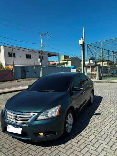 Nissan Sentra SV 2.0 Flexstart 16V Aut. 2016