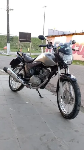 Titan 150