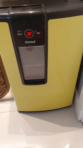 Cervejeira Consul lindíssima em qualquer ambiente