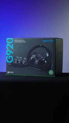 Volante Logitech G920 Driving Force + Pedais por R$ 2.299