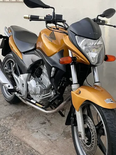 CB 300 R