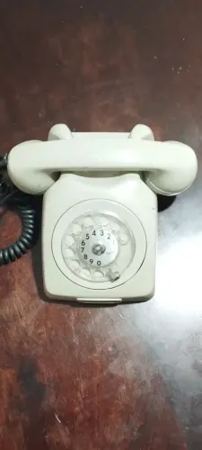 Telefone antigo decoração 80/90