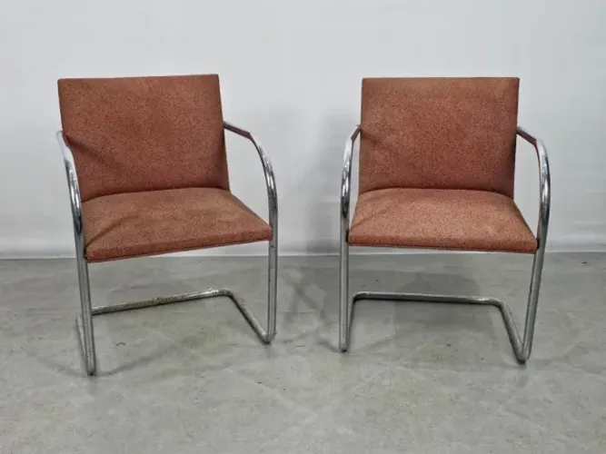 Ludwig Mies Van Der Rohe - 4 Cadeiras Brno Década de 70, estrutura em aço cromado