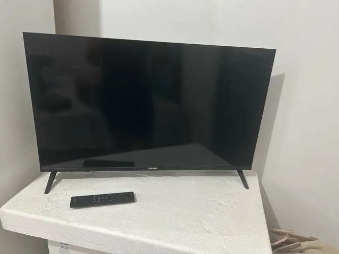 Smart tv 32 Semp Toshiba semi nova