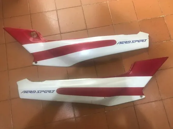 Carenagem (Rabeta) HONDA CBR450SR 