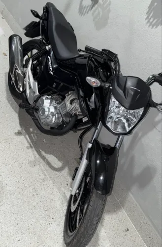 Honda CG - 5.000 km | Quitada | Aceito troca por carro