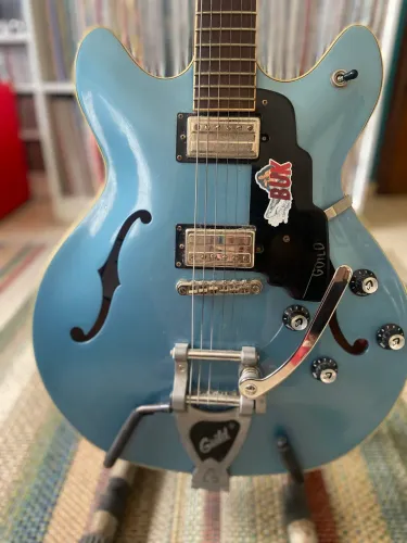 Guitarra Guild semi-acustica SF-1DCGVT