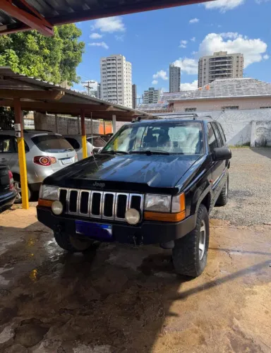 Jeep Grand Cherokee Laredo 4.0 Aut. 1998