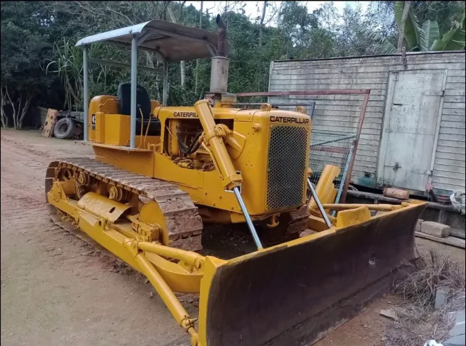 Trator Caterpillar D6 B