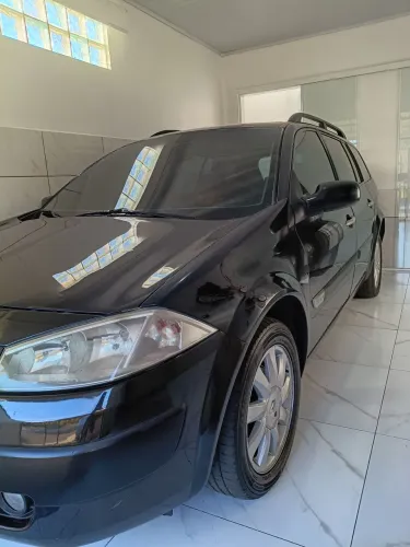 Renault Megane Grand Tour Dynamique 2.0 16V Aut. 2010