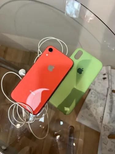 iPhone XR