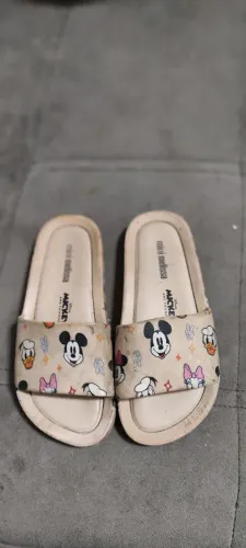 Chinelo Mickey Melissa Usado.