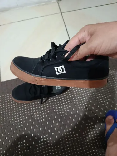 Tênis DC