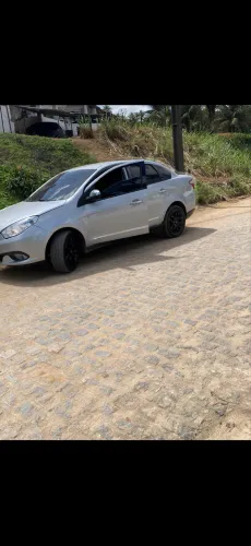 Fiat Grand Siena Essence 1.6 Flex 16V 2013