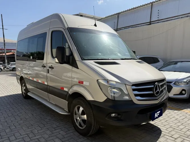 Mercedes-Benz Sprinter 415 Van Luxo T.a. 2.2 Diesel 2019
