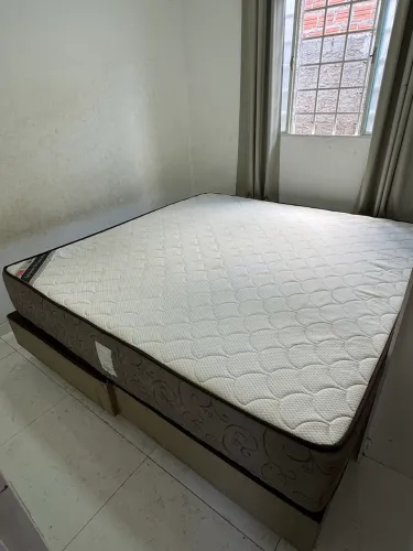 Cama Queem Size - Higienizado recente